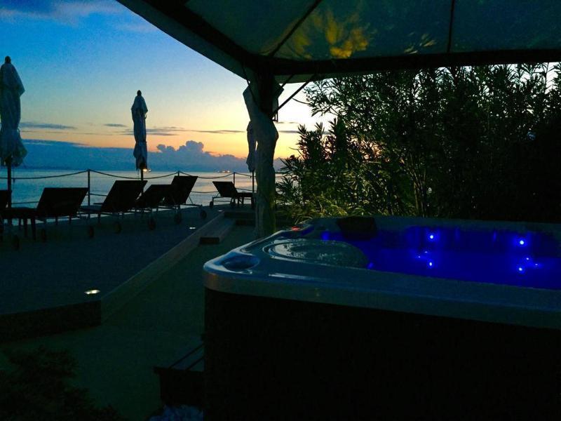 Tre Merli Beach Hotel Trieste Exterior photo