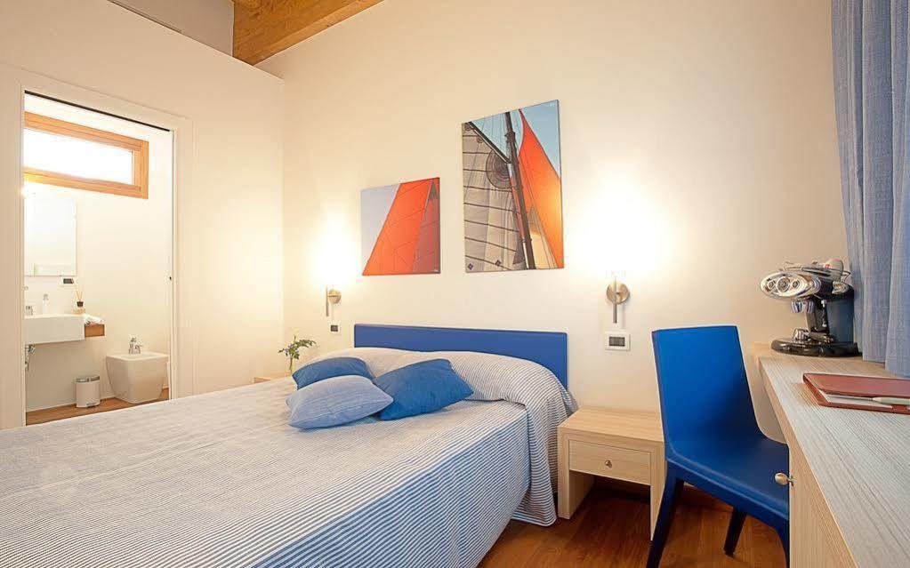 Tre Merli Beach Hotel Trieste Exterior photo