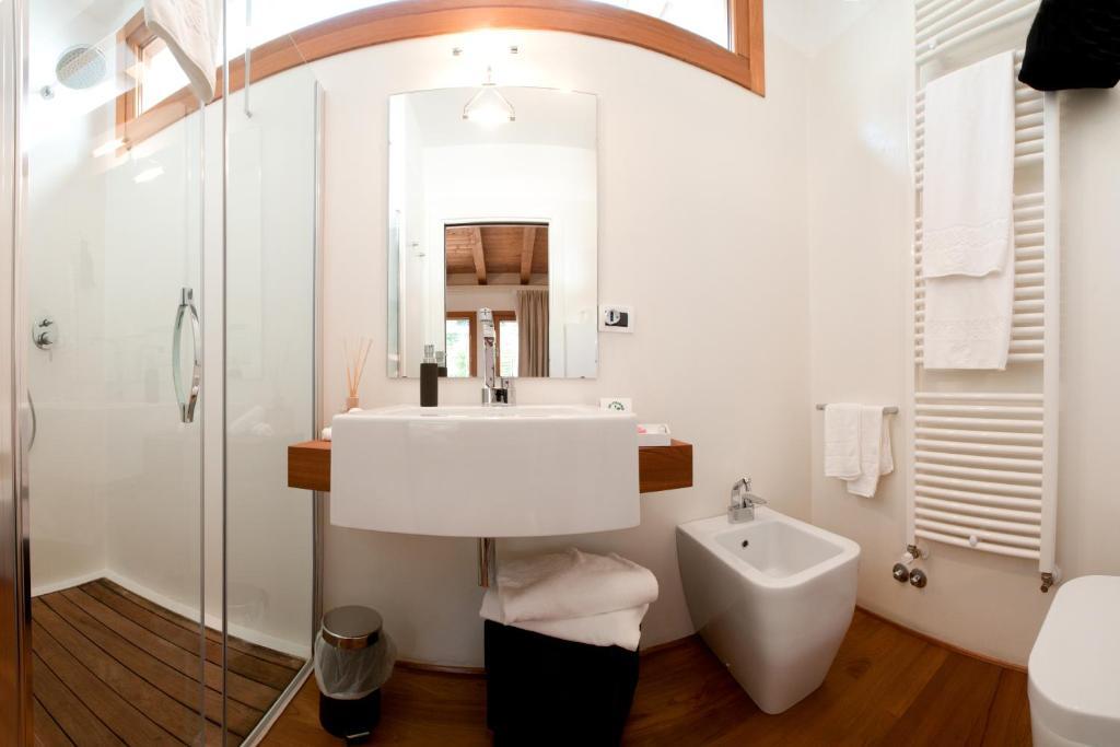 Tre Merli Beach Hotel Trieste Room photo